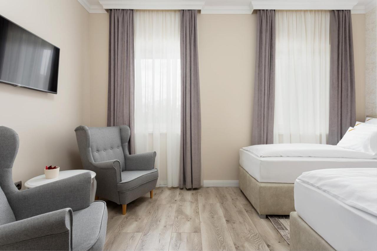 Notarius Vendeghaz Bed & Breakfast Poroszlo Exterior photo